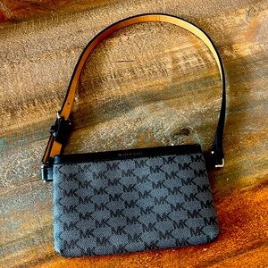 Michael Kors Belt Bag Waist Fanny Pack New Signature Logo